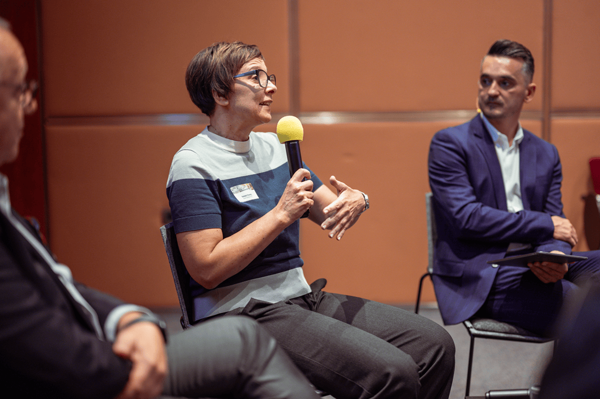 Nataša took part in a roundtable organized by the Chamber of Commerce ...